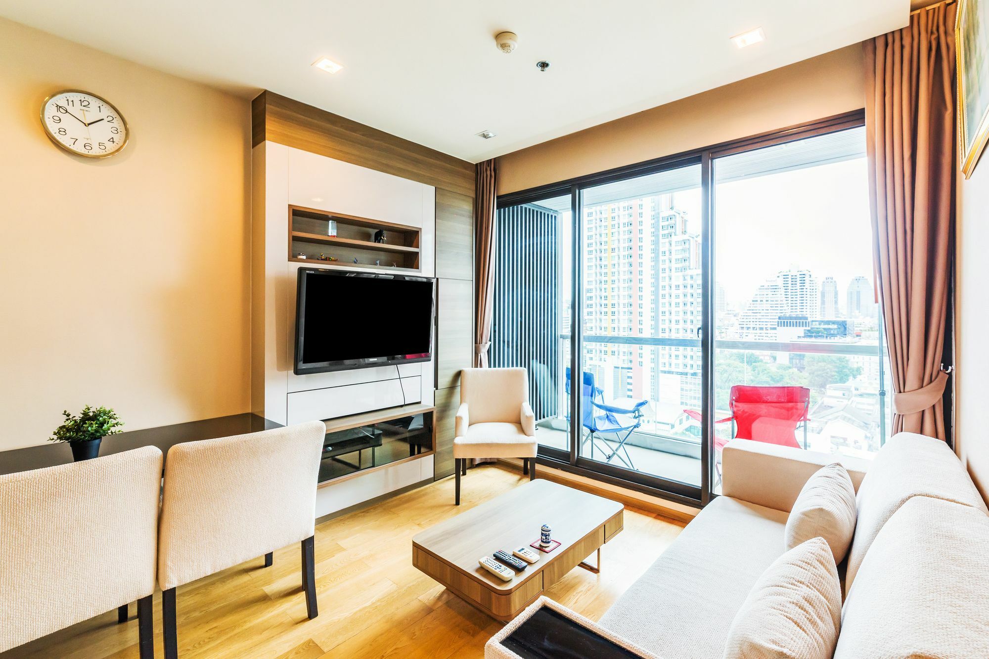 The Address Sathorn By Favstay Bangkok Eksteriør billede